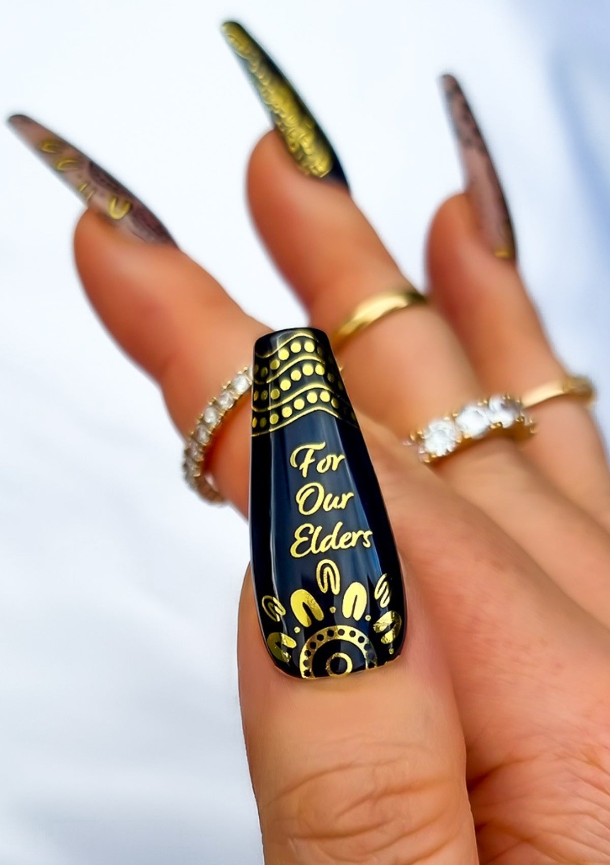 INDIGENOUS AUSTRALIAN NAIL FOILS - BELONGING - GOLD