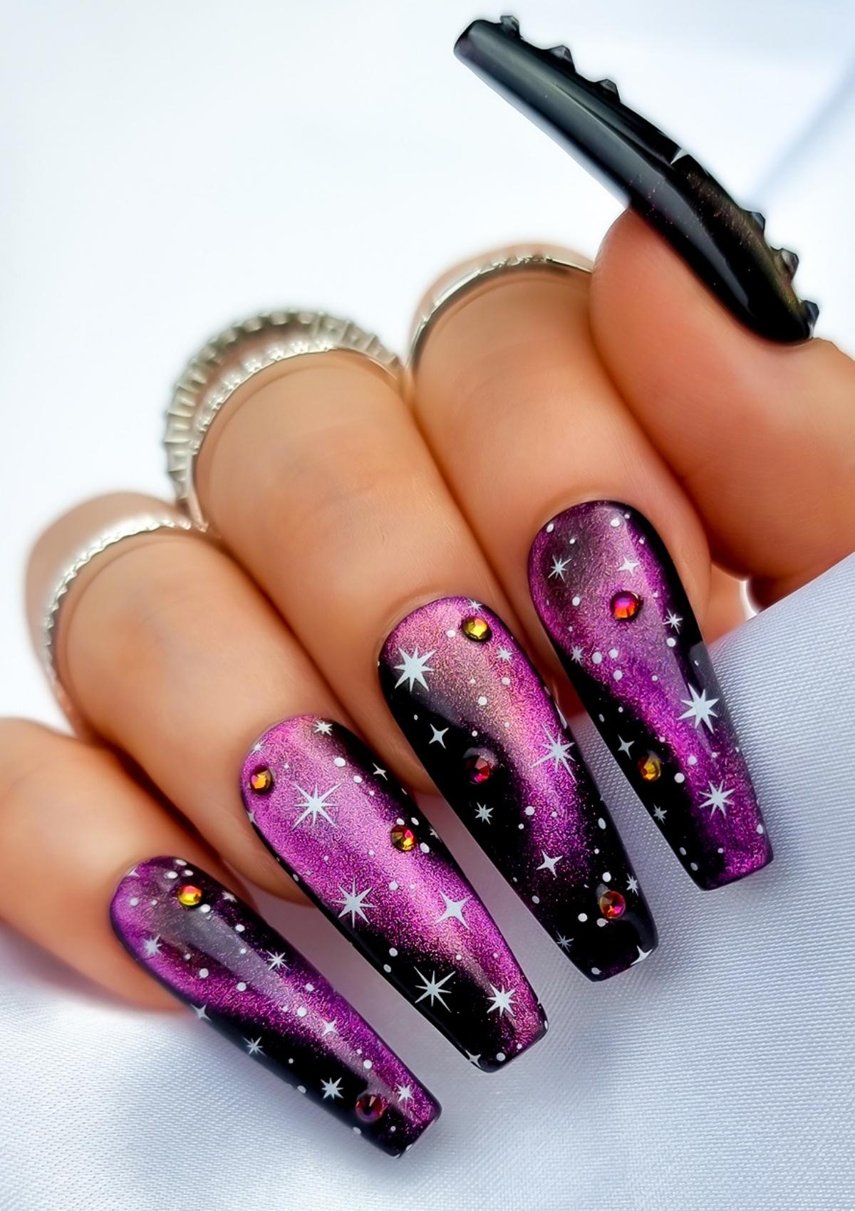 MĀORI NAIL TRANSFER TATTOOS - NGĀ WHETŪ - WHITE