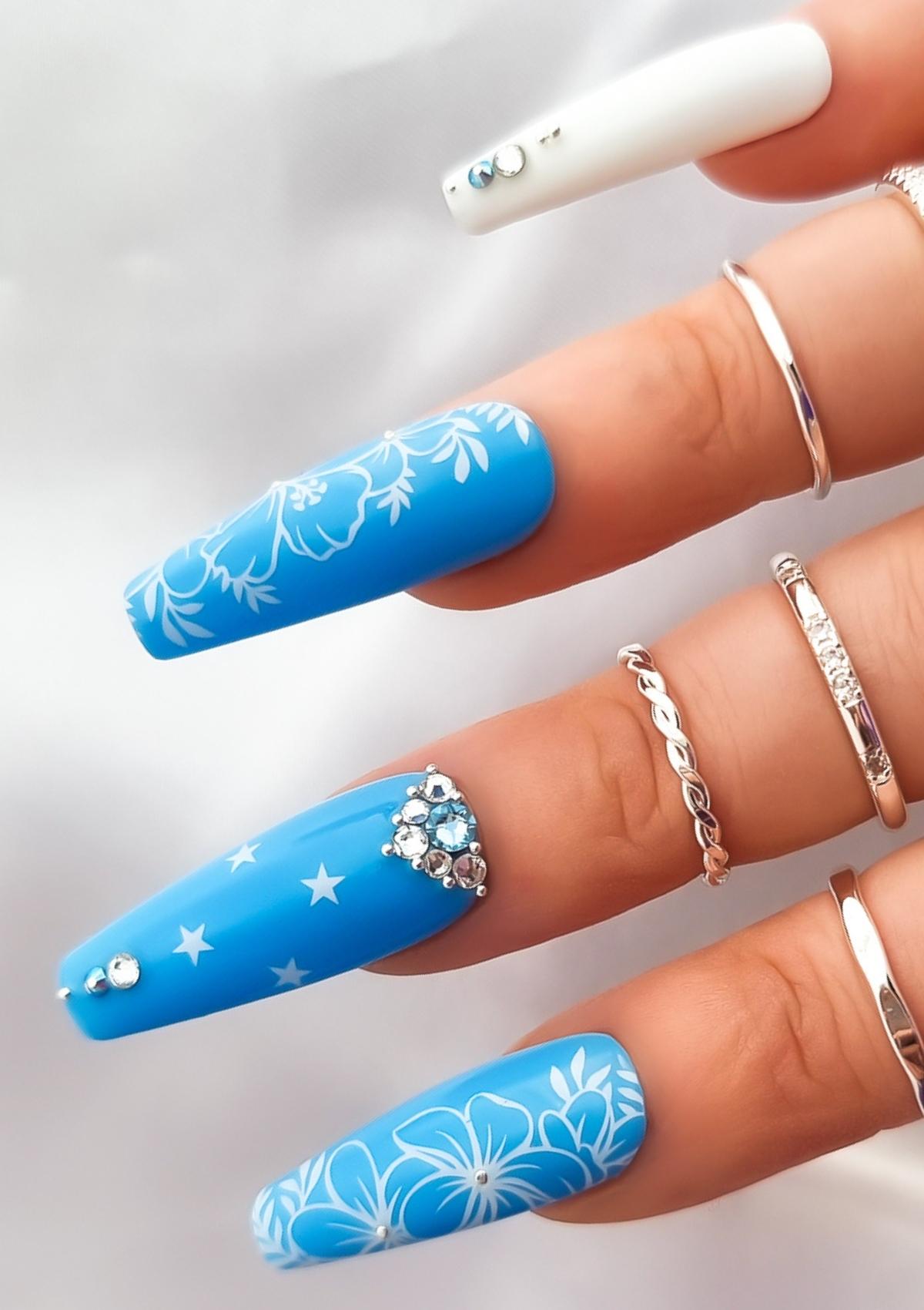 MICRONESIAN NAIL ART KIT