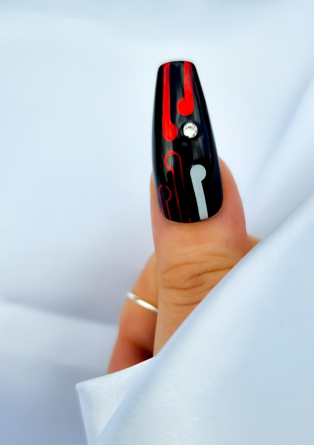 MĀORI NAIL FOILS - KĪ TAURANGI - RED