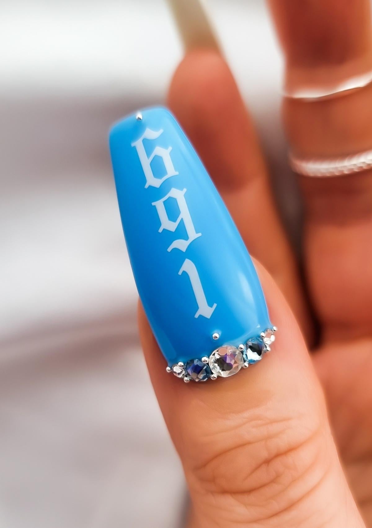 MICRONESIAN NAIL ART KIT