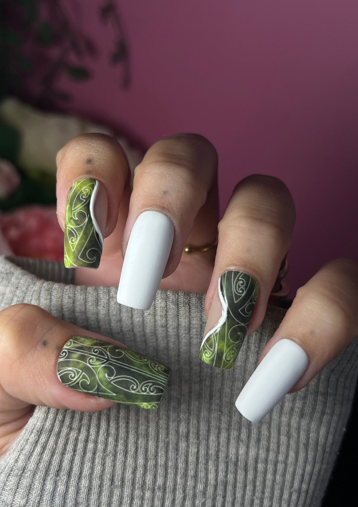 POUNAMU ANAMATA NAIL TRANSFER TATTOOS | LIGHT